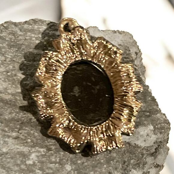 Cameo pendent - Picture 2 of 5